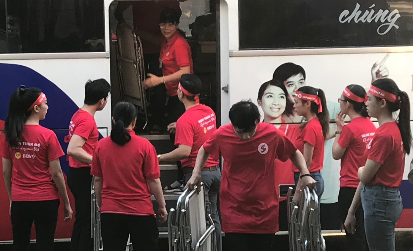 Tưng bừng Chủ nhật Đỏ Đất mũi Cà Mau ảnh 7