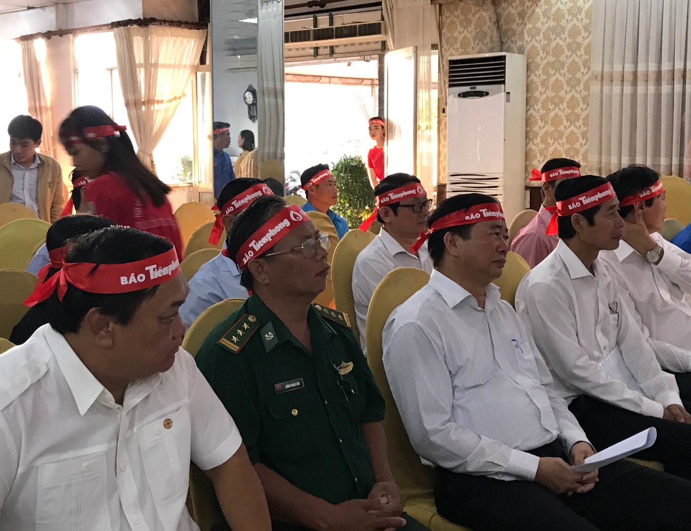 Tưng bừng Chủ nhật Đỏ Đất mũi Cà Mau ảnh 4