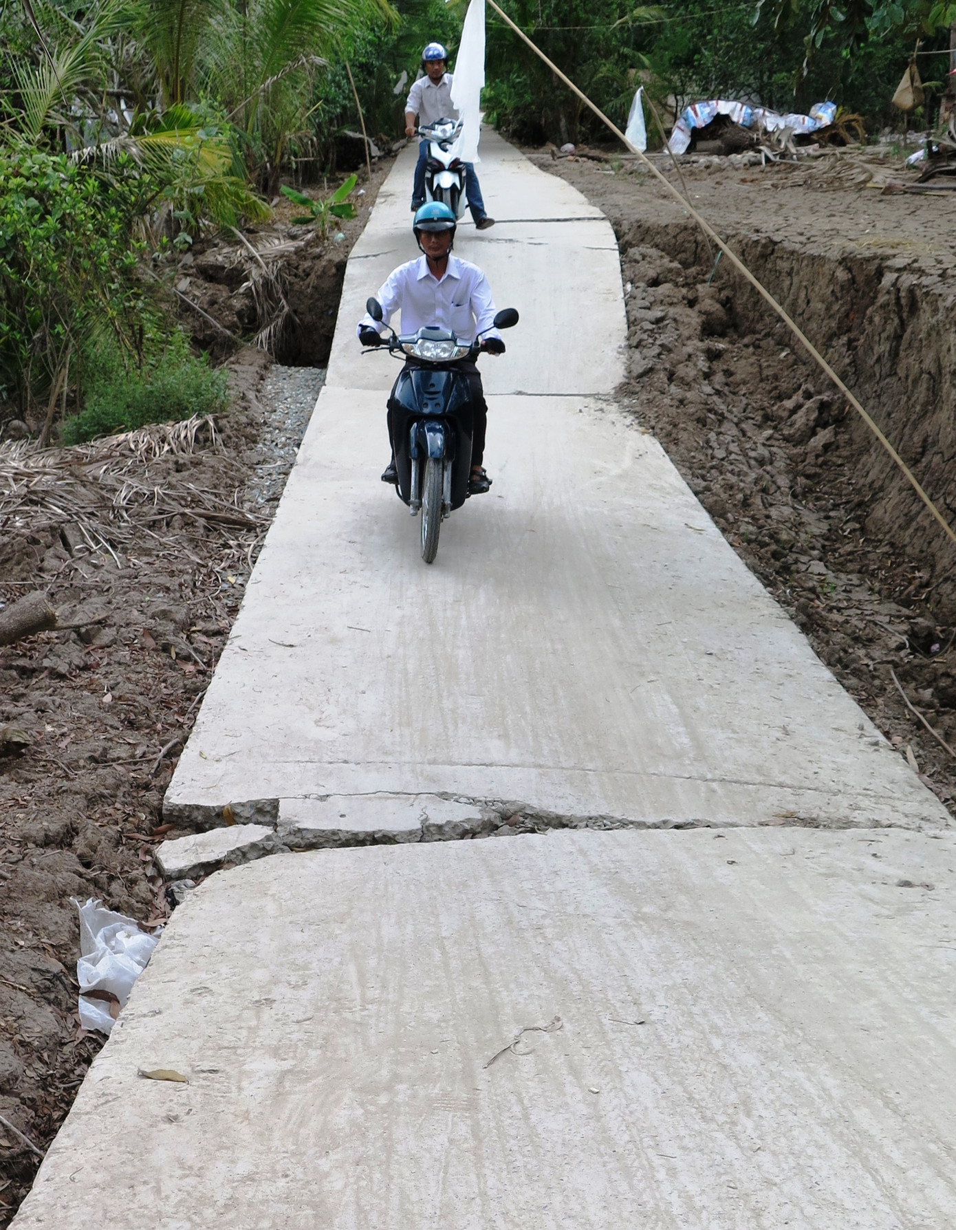 Sụt lún kinh hoàng vùng ngọt hoá Cà Mau ảnh 5