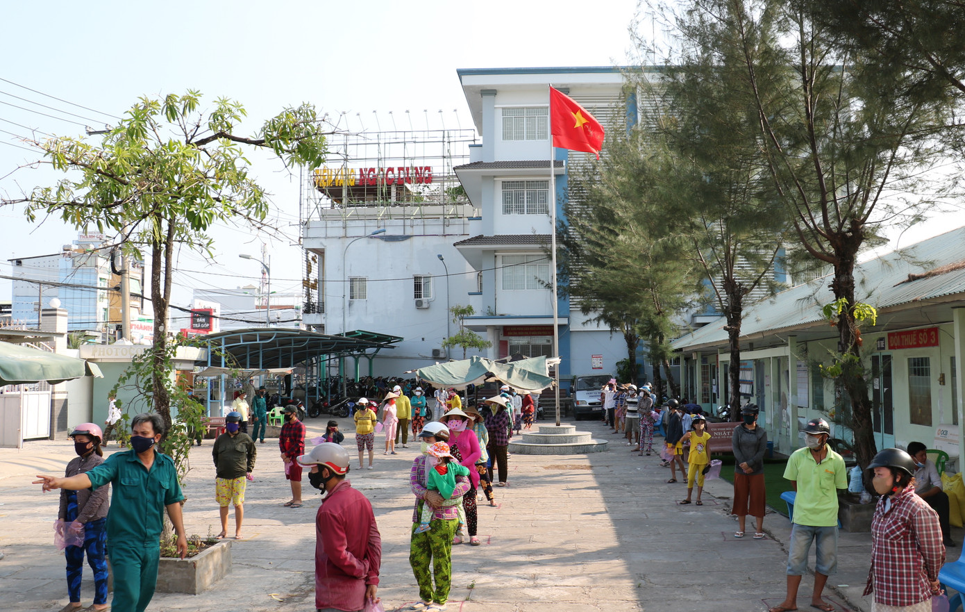 'ATM gạo' thắm đượm tình người ở Đất mũi Cà Mau ảnh 1