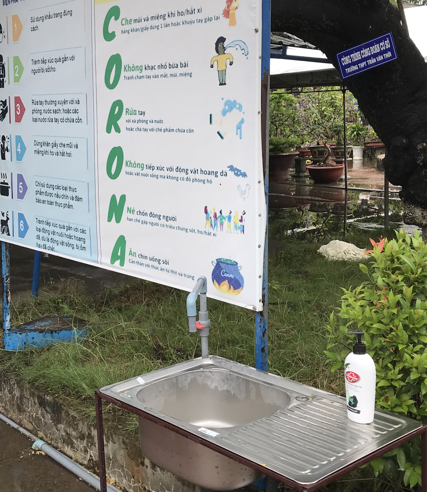 Gần 900.000 sỹ tử khẩu trang kín bưng làm thủ tục thi tốt nghiệp THPT ảnh 18