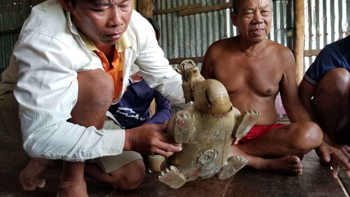 Lại nhặt được tượng thú lạ tại bãi biển Mũi Cà Mau ảnh 3