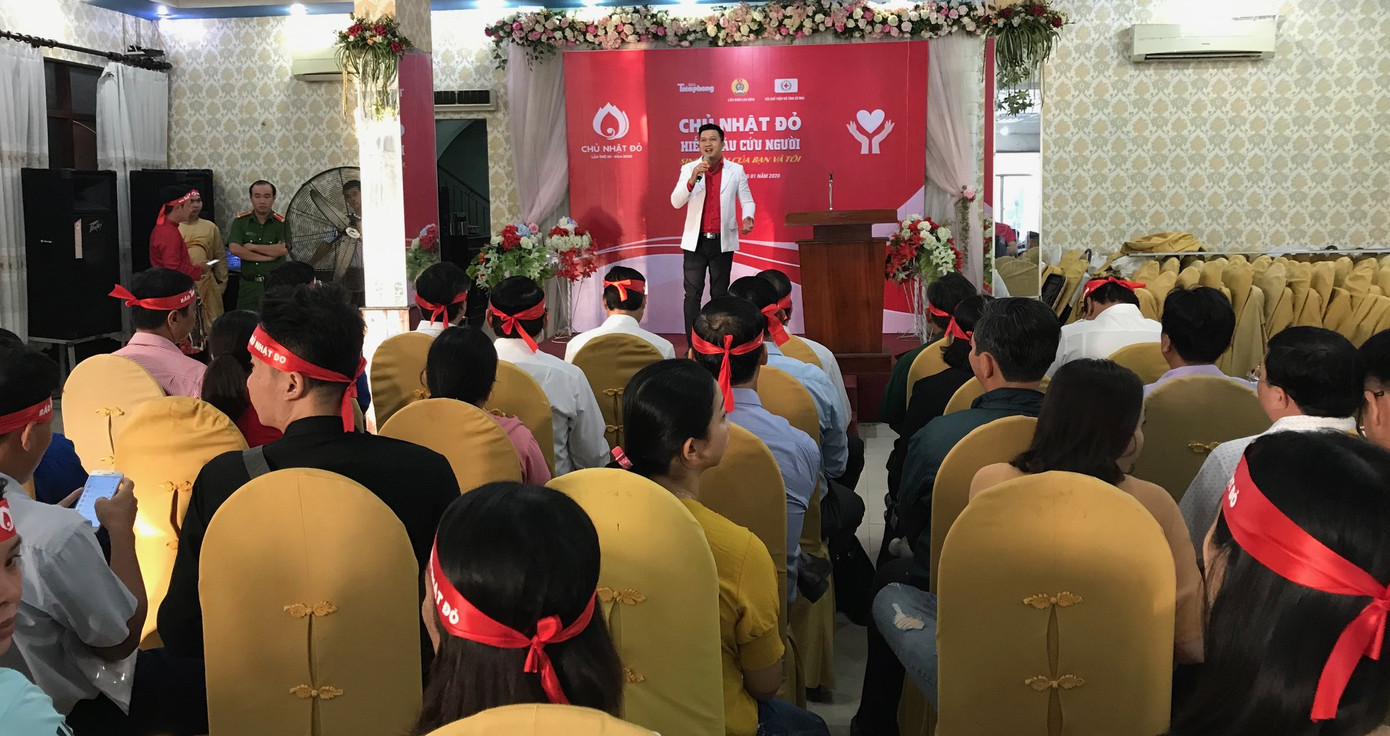 Tưng bừng Chủ nhật Đỏ Đất mũi Cà Mau ảnh 6