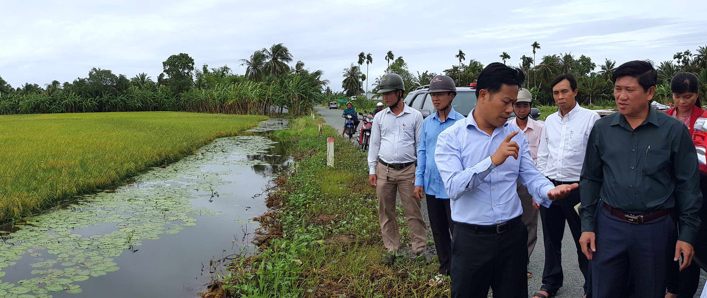 Cà Mau: Ngập diện rộng, một số nơi cho học sinh tạm nghỉ học ảnh 1