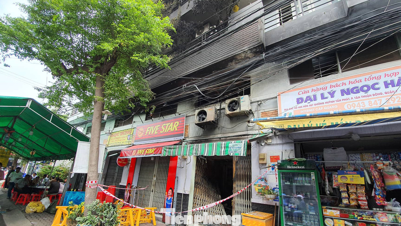 Ám ảnh hiện trường vụ cháy nhà trong đêm, 3 người chết ở Sài Gòn ảnh 4