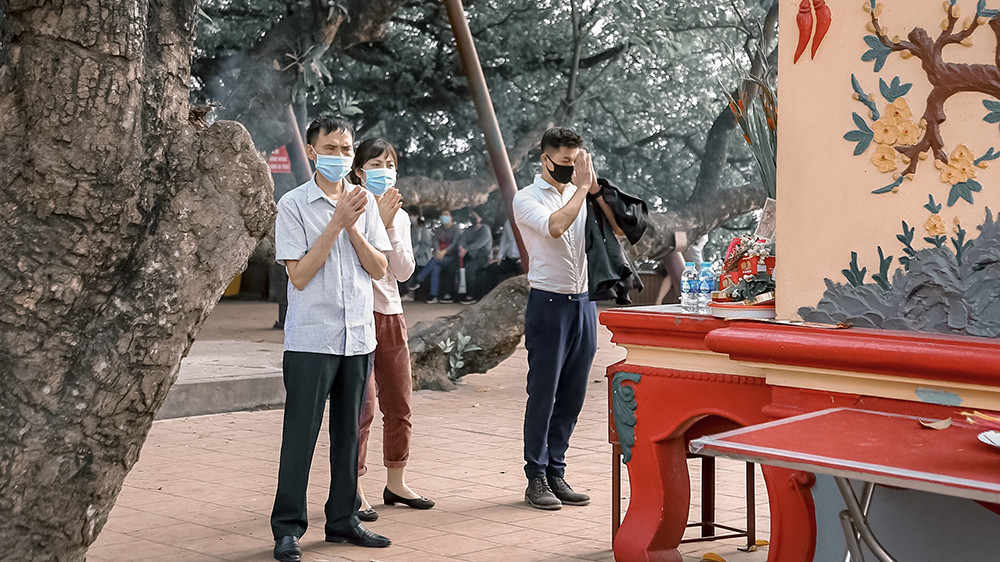 Đền Ngọc Sơn, phủ Tây Hồ mở cửa đón khách sau chuỗi ngày nghỉ dịch ảnh 6