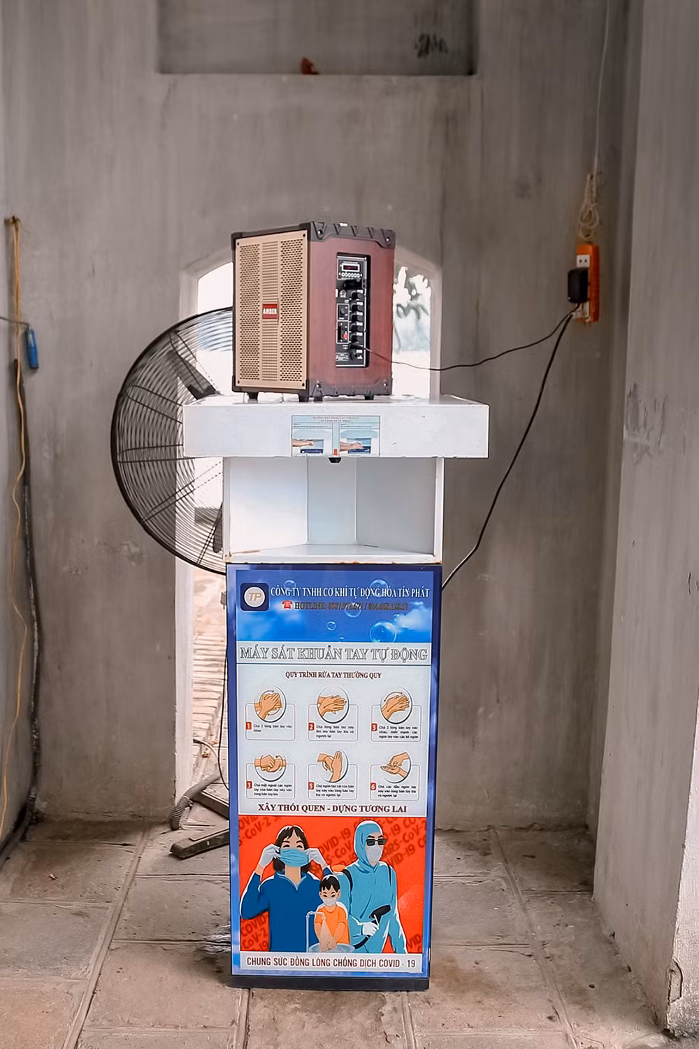 Đền Ngọc Sơn, phủ Tây Hồ mở cửa đón khách sau chuỗi ngày nghỉ dịch ảnh 5