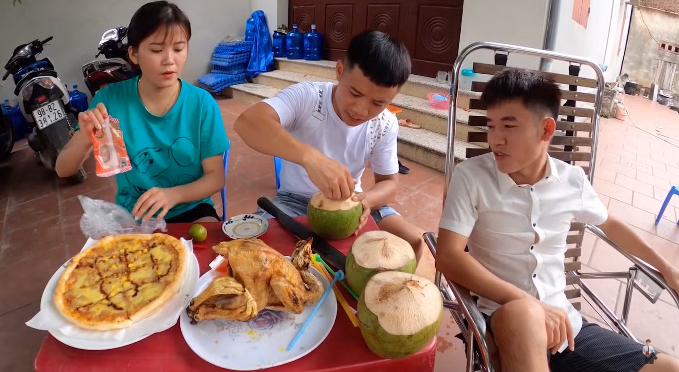 Sở TT&TT Bắc Giang chính thức vào cuộc vụ Hưng Vlog quay video bày cách trộm tiền heo đất ảnh 2