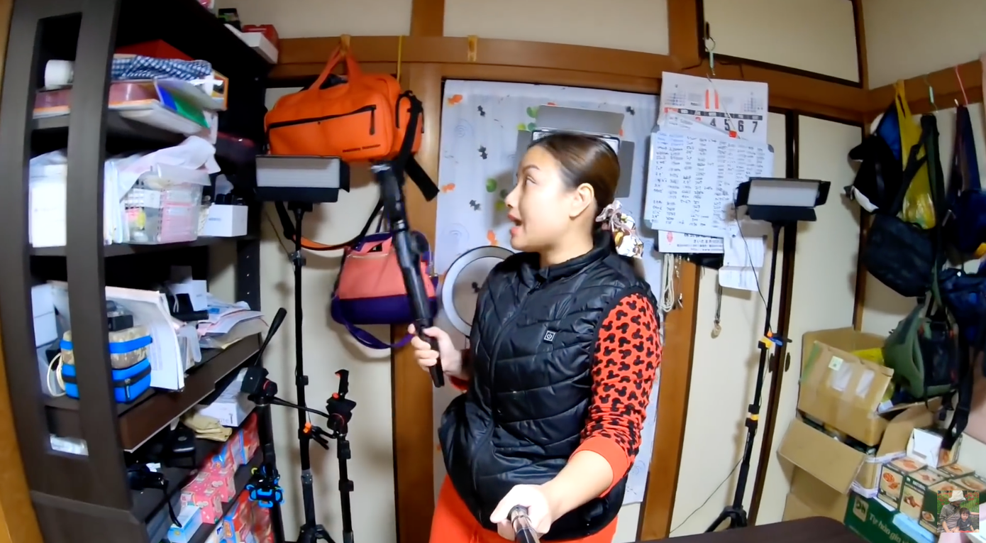 Nhà mới của Quỳnh Trần JP: Sân vườn rộng rãi, bất ngờ với người đứng tên sở hữu ảnh 9 Nhà mới của Quỳnh Trần JP: Sân vườn rộng rãi, bất ngờ với người đứng tên sở hữu ảnh 9