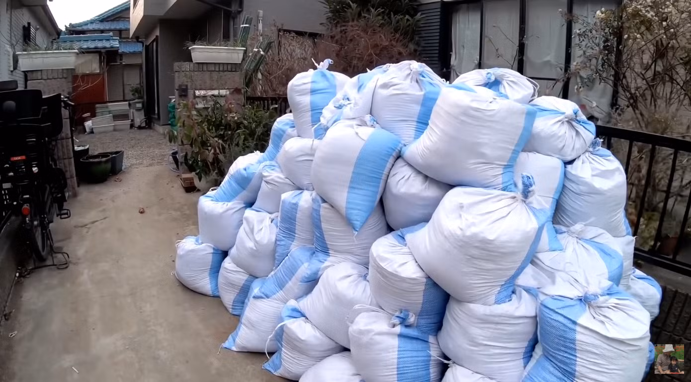 Không chỉ tiết lộ những bất đồng trong hôn nhân, Quỳnh Trần JP còn chia sẻ về phòng trọ cũ xập xệ ảnh 2