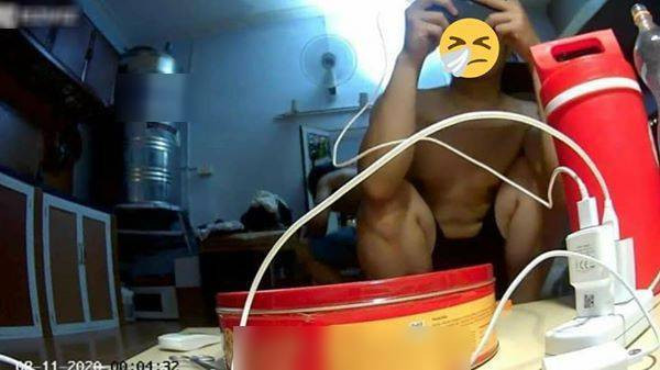 Bị mất camera, gia chủ không ngờ lại chứng kiến hết cuộc sống hằng ngày của tên trộm ảnh 3