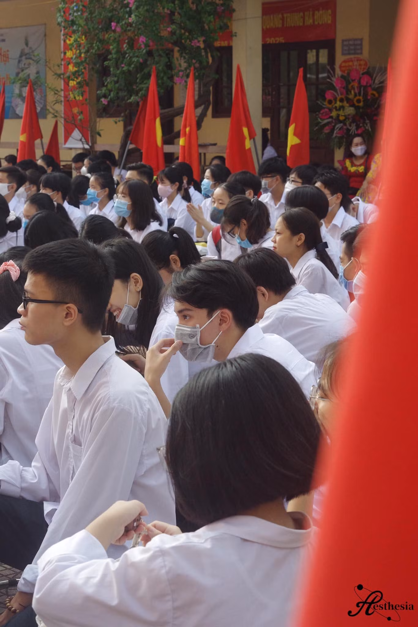 Nam sinh đeo khẩu trang vẫn bị dân mạng “phát hiện” ra nhan sắc “không phải dạng vừa đâu“ ảnh 1