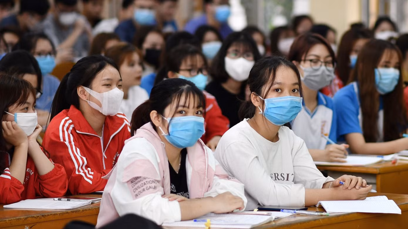 NÓNG: Học sinh toàn thành phố Hà Nội bắt đầu nghỉ học từ 1/2 để phòng dịch COVID-19 ảnh 1