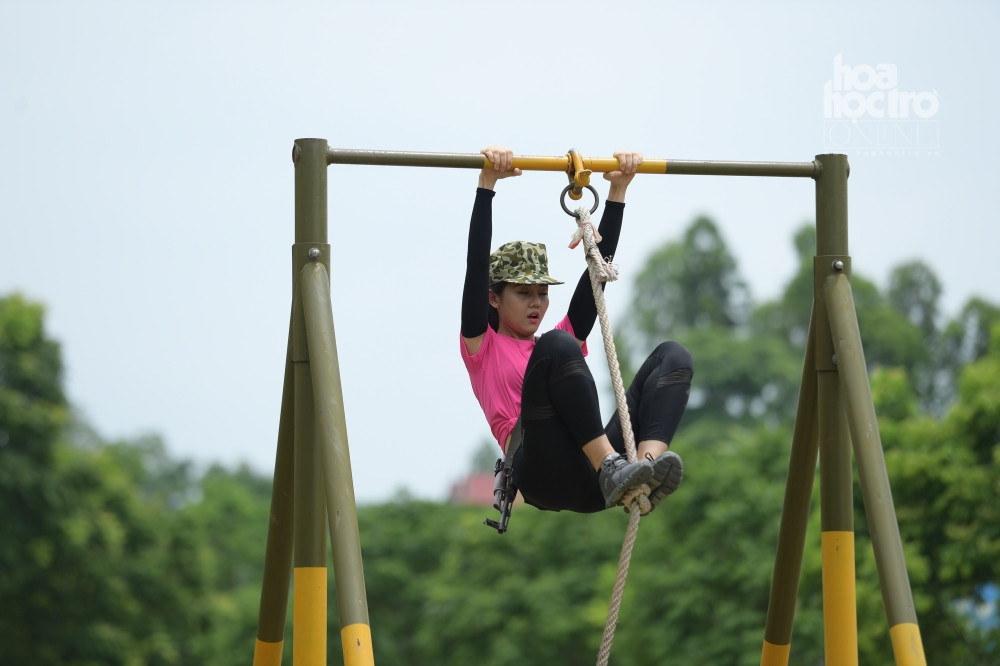 Hàng loạt game thủ, streamer nổi tiếng từ Esports tham gia “Xạ thủ đua tài“ ảnh 2