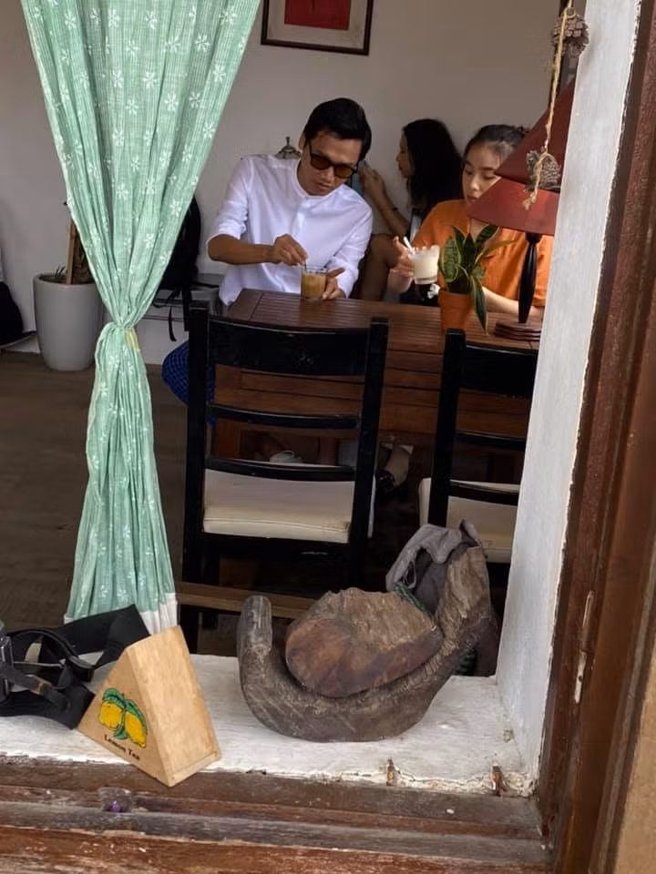 Couple “mặn” nhất “Nhà trọ Balanha” lộ ảnh thân thiết, dân mạng nghi “phim giả tình thật“? ảnh 2