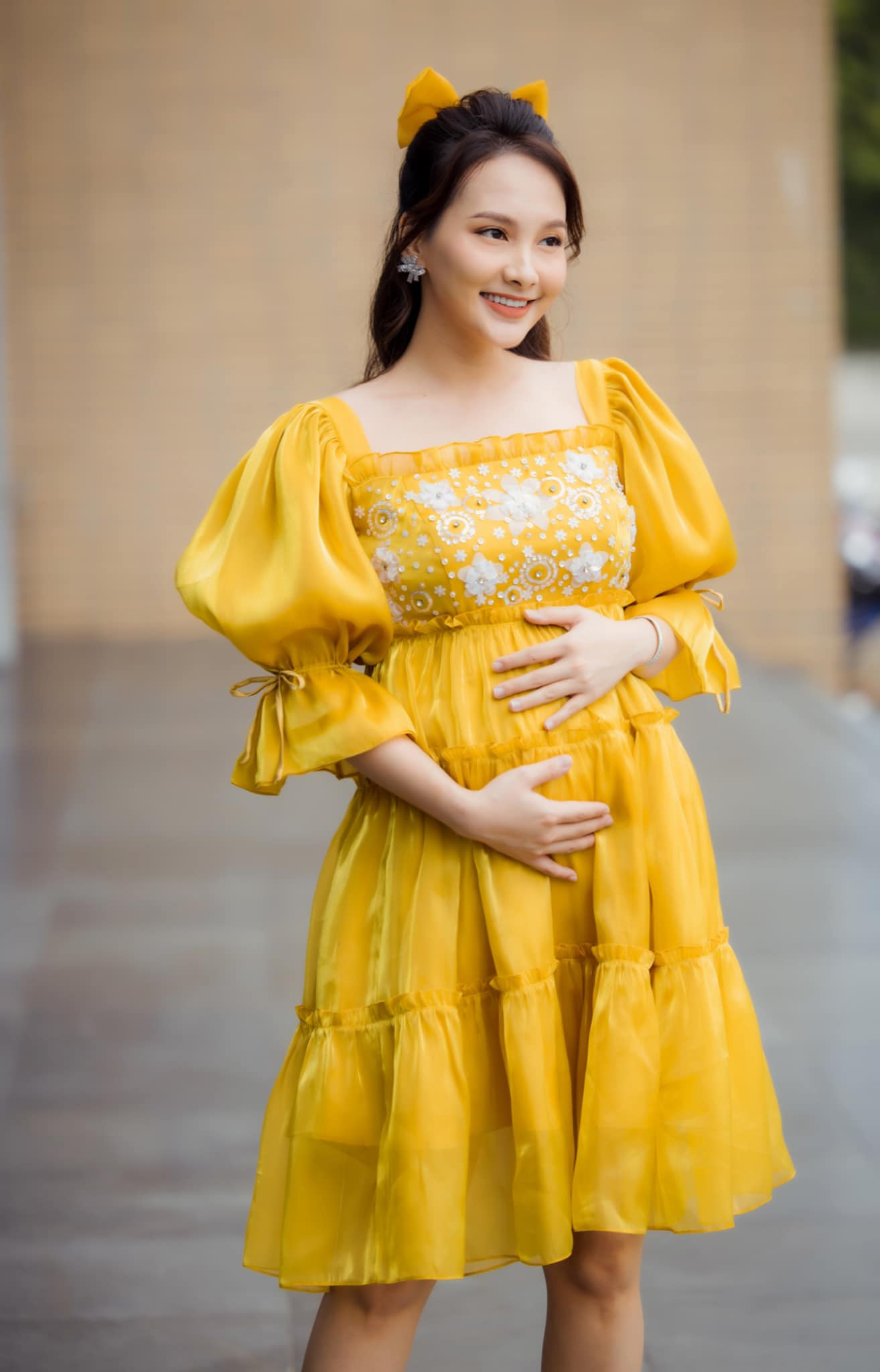 Bị nhắc nhở vì đang mang bầu mà đi giày cao gót, diễn viên Bảo Thanh liền giải thích lý do ảnh 3