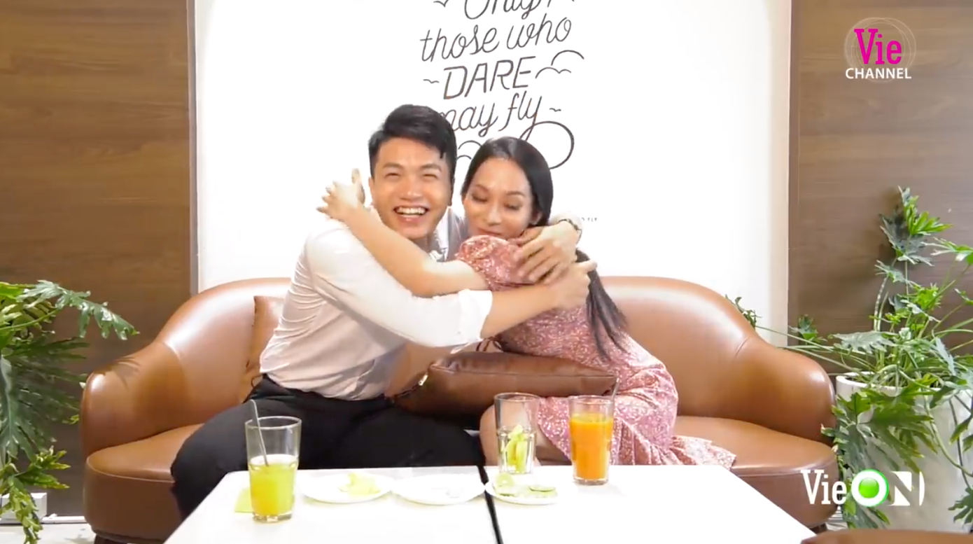 Chàng bác sĩ Hồng Sơn “Người Ấy Là Ai” tiết lộ nhiều bí mật về nữ chính chuyển giới Hà An ảnh 5