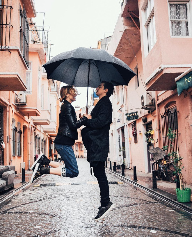 Cặp đôi tạo trend “Nắm tay em đi khắp thế gian“: 10 năm gắn bó hạnh phúc bên nhau ảnh 7