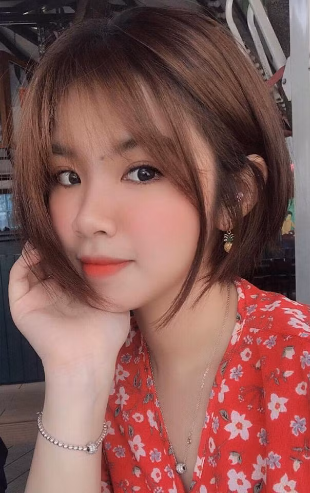 Ngắm nhan sắc của Hồng Nhật - bạn gái kém 4 tuổi vừa được PewPew cầu hôn ảnh 7
