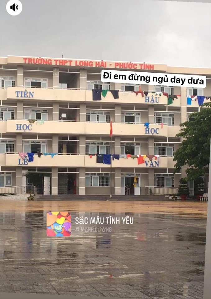 Câu "quote" này có vẻ hơi "lạc đàn" nhỉ? “Trend” mới cực bá đạo của giới trẻ: “Chế” tên trường thành câu “quote” cưa đổ crush! ảnh 7