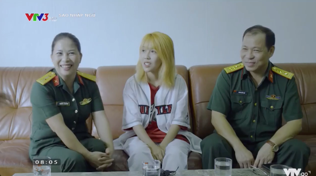 Xuất hiện hình ảnh Hậu Hoàng và Mũi trưởng Long gọi video call cho nhau, thực hư thế nào? ảnh 6 Xuất hiện hình ảnh Hậu Hoàng và Mũi trưởng Long gọi video call cho nhau, thực hư thế nào? ảnh 6