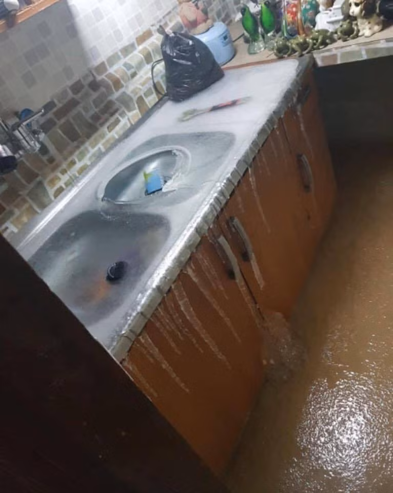 -18 độ, cô gái Việt ở Hàn làm theo bí kíp chống đóng băng đường ống nước và nhận kết đắng ảnh 1