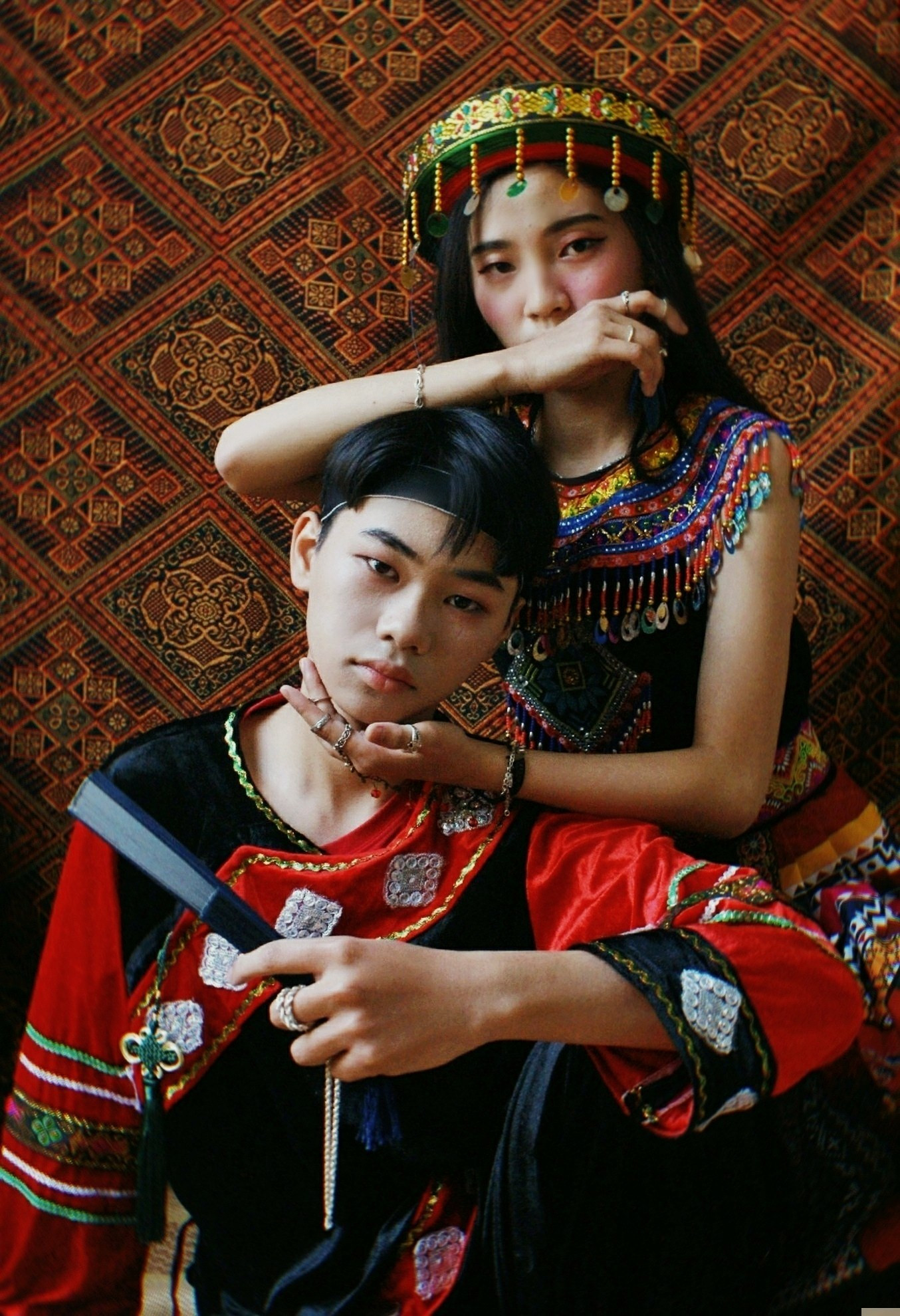 Trường teen tưng bừng lễ hội đón Tết: Hội chợ đón Xuân, prom cuối cấp vui nổ trời! ảnh 8