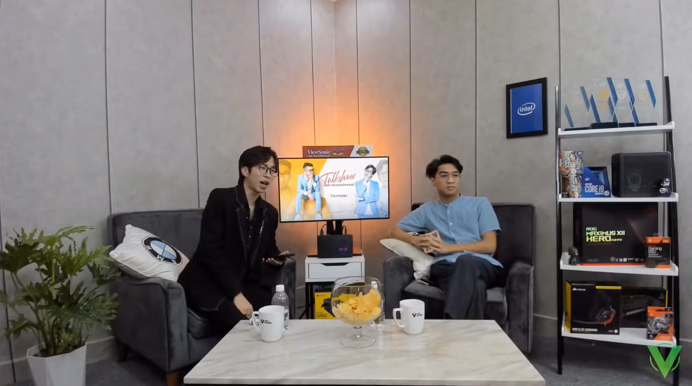 Tham gia talkshow cùng ViruSs, PewPew bất ngờ chia sẻ về những góc khuất của Độ Mixi ảnh 1