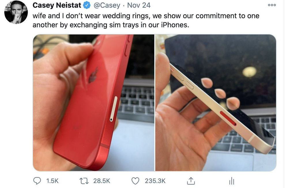 “Trend” mới dành cho hội đang yêu: “Em có muốn trao đổi khe sim với anh không?“ ảnh 1