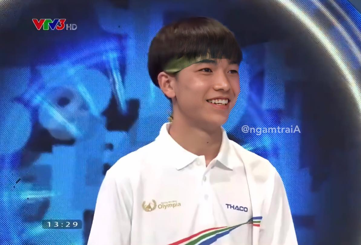 Nam sinh lập kỷ lục tại Đường Lên Đỉnh Olympia “đốn tim” dân mạng bởi nụ cười tỏa nắng ảnh 2