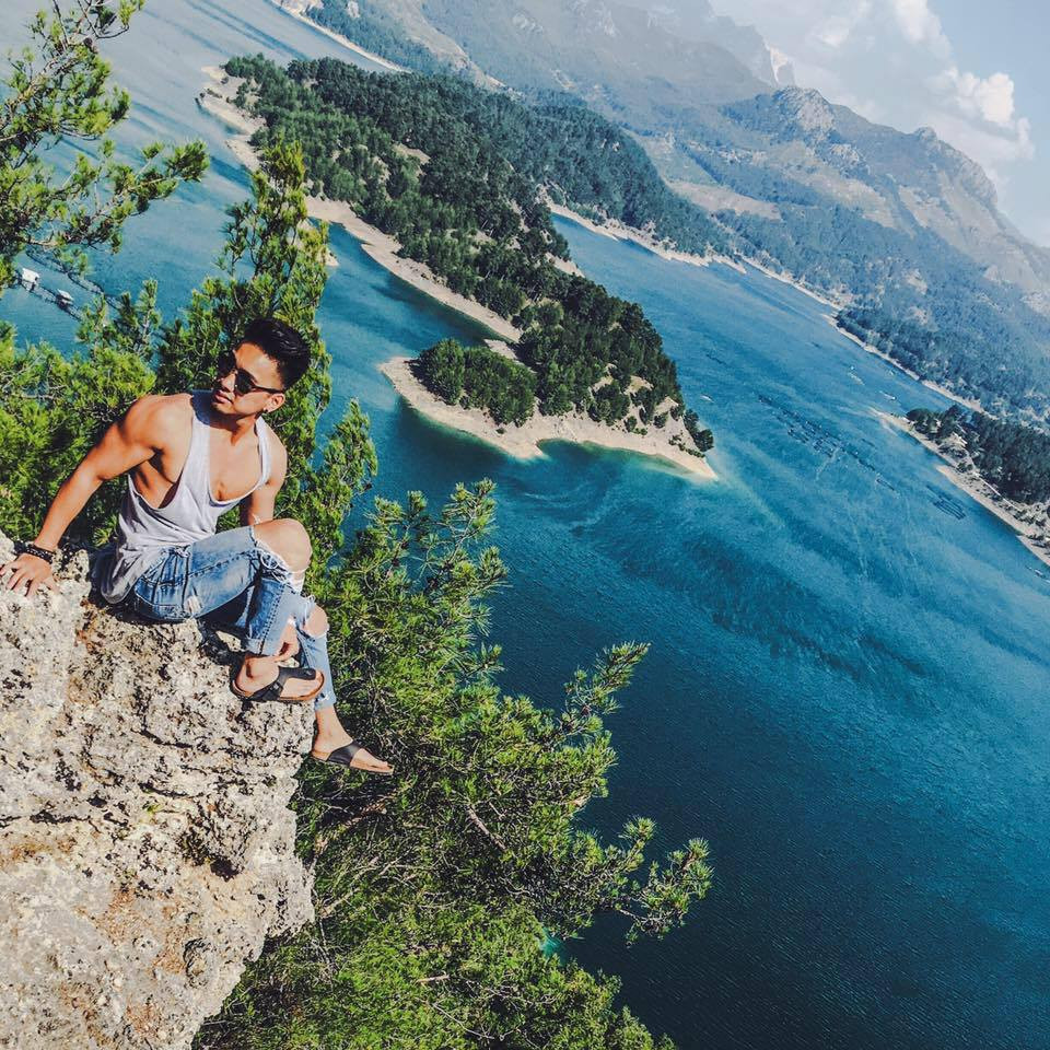 Hai anh em Việt kiều Đức trong tập 4 “Người Ấy Là Ai“: Trai đẹp có body “cực phẩm"! ảnh 7