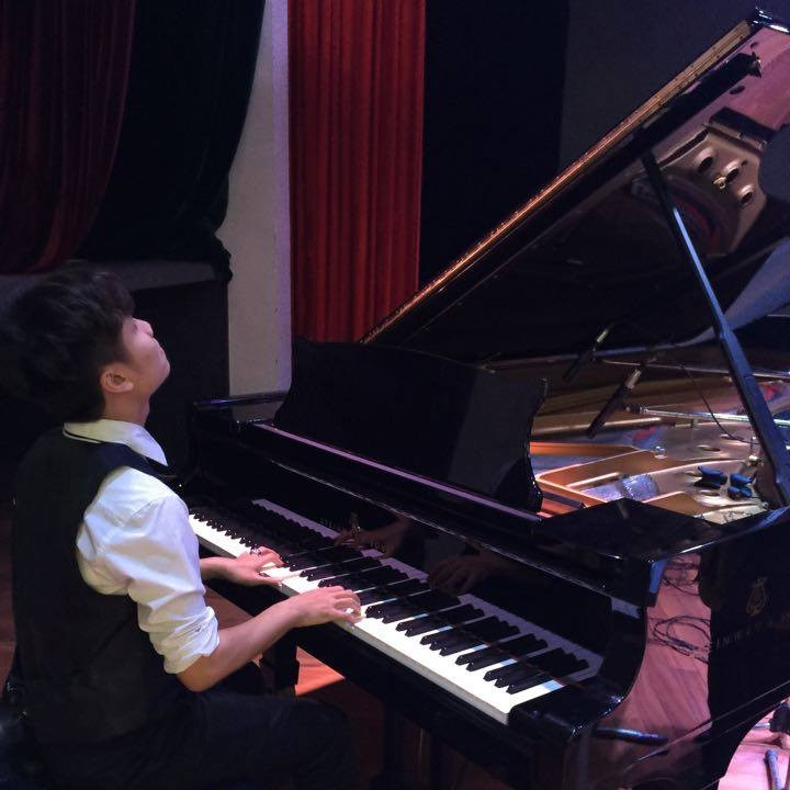 Sau một thời gian vắng bóng, hot boy đa tài Khánh Juno trở lại và “lợi hại” hơn xưa ảnh 2