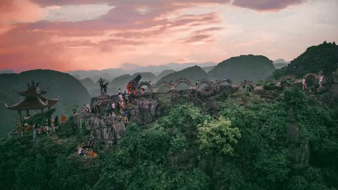 Hang Múa, đồng cừu Gia Viễn (Ninh Bình) lọt top điểm “hot” dịp Tết Dương lịch 2021 ảnh 4