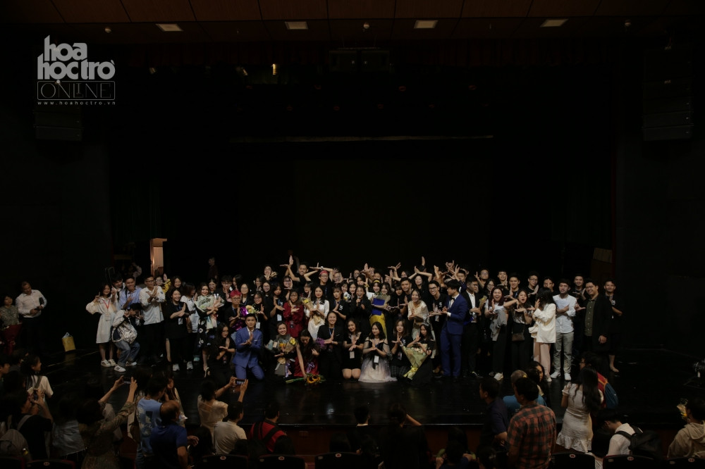 LSD On Stage 2020: Amsers làm lay động khán giả khi tái hiện lại Sài Gòn thập niên 1960 ảnh 1