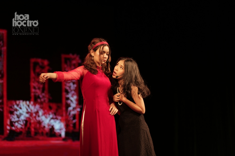 LSD On Stage 2020: Amsers làm lay động khán giả khi tái hiện lại Sài Gòn thập niên 1960 ảnh 4