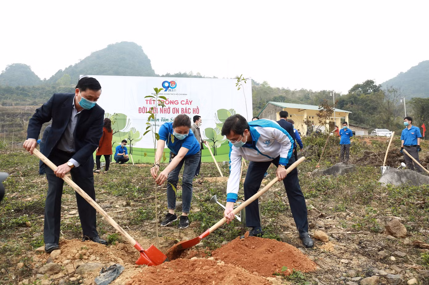Nhiều hoạt động ý nghĩa được Trung ương Đoàn TNCS Hồ Chí Minh khởi động trong Tháng Thanh niên ảnh 1