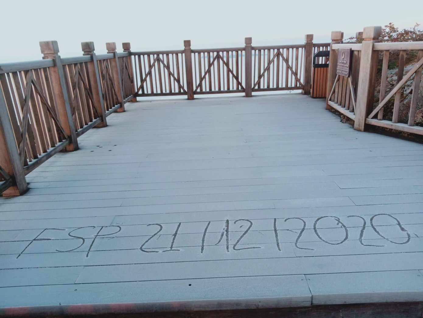 Băng giá phủ trắng một số nơi ở vùng núi phía Bắc: Team săn tuyết lên đường ngay thôi! ảnh 16 Băng giá phủ trắng một số nơi ở vùng núi phía Bắc: Team săn tuyết lên đường ngay thôi! ảnh 16