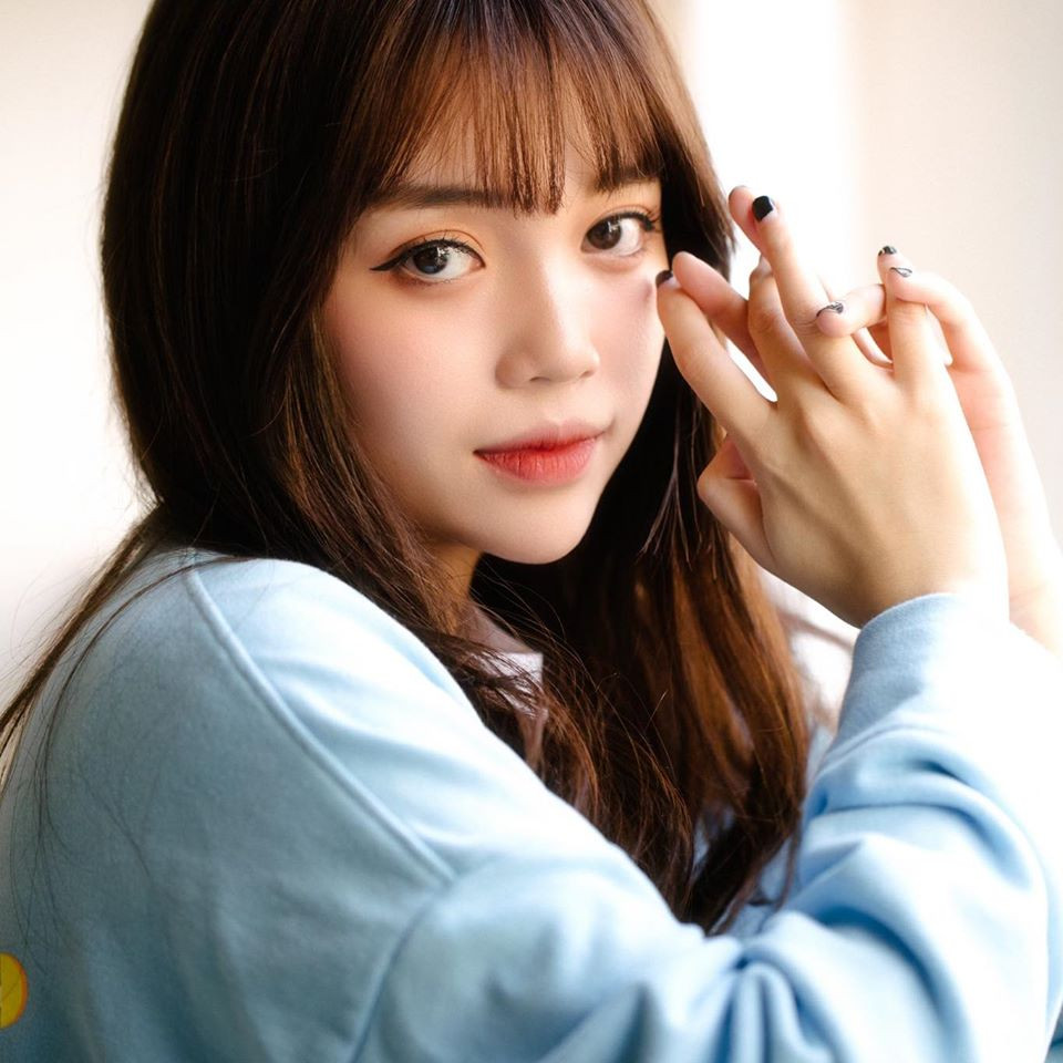 Linh Ngọc Đàm nói về ảnh bố mẹ thời trẻ: “Nhan sắc này không thể đùa được đâu“ ảnh 1