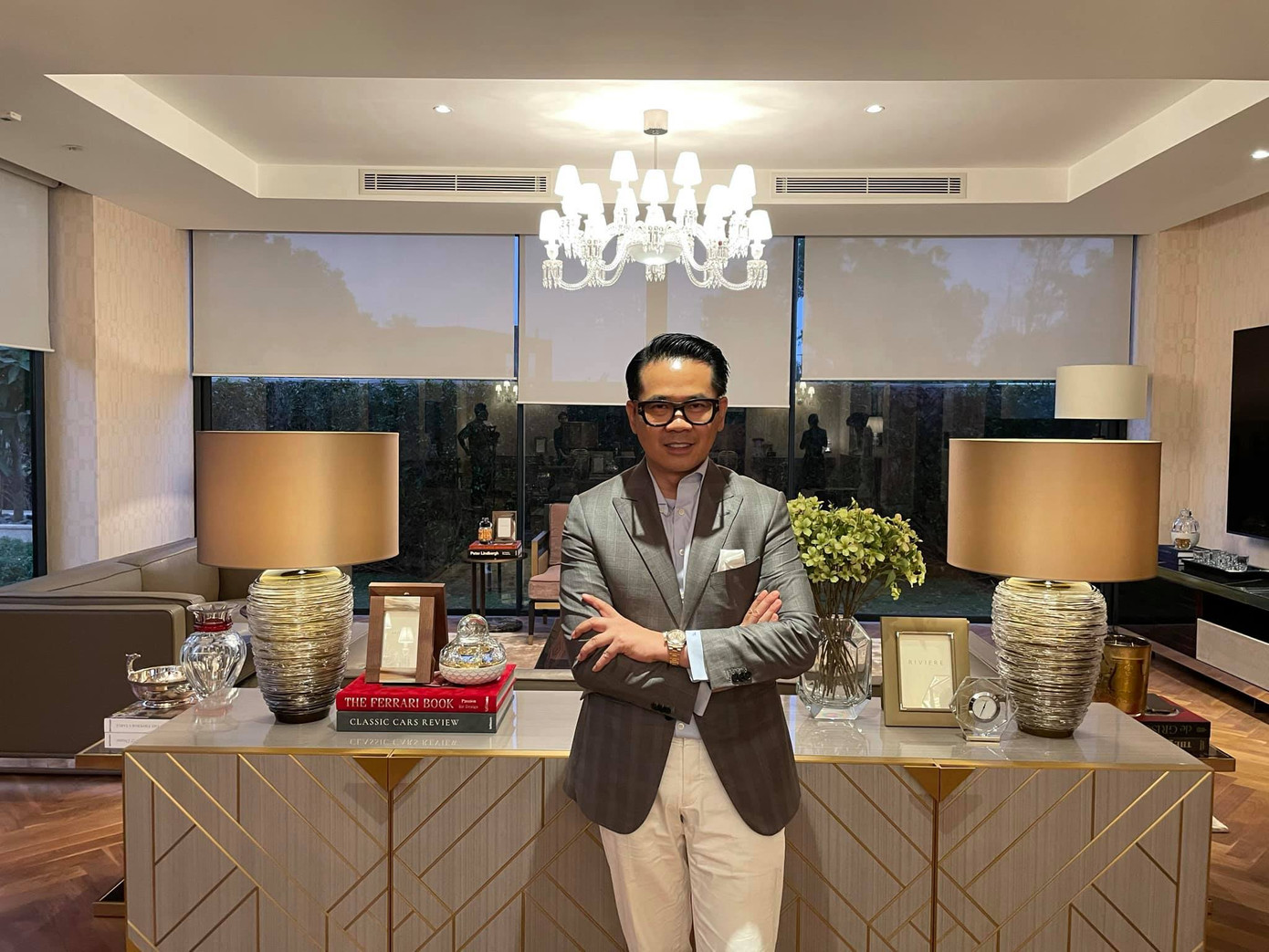 NTK Thái Công gây tranh cãi với quan điểm: Đừng lên Facebook hỏi lương bao nhiêu! ảnh 1