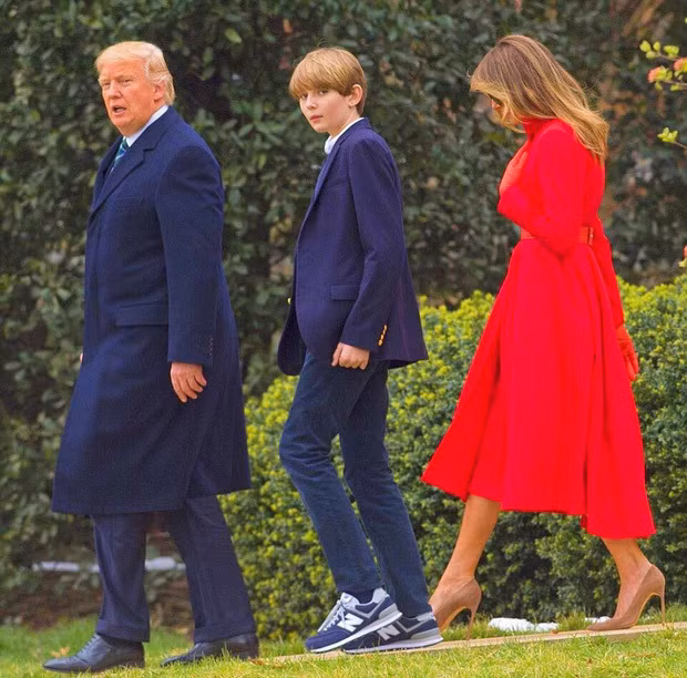 “Hoàng tử Nhà Trắng” Barron Trump trong 4 năm qua: Thay đổi chóng mặt, đẹp trai khó cưỡng ảnh 6
