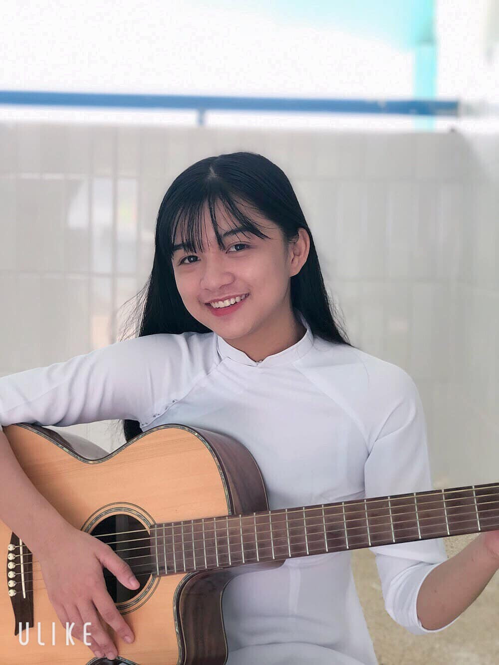 Nữ sinh quay clip trao nụ hôn chia tay tới từng bạn trong lớp, hội nam sinh “mừng hụt“ ảnh 8