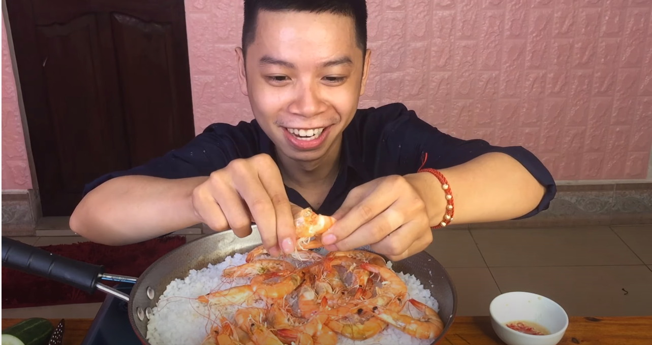 Streamer trở thành Food Reviewer: Xu hướng mới dành cho người đam mê game trót yêu ẩm thực ảnh 4