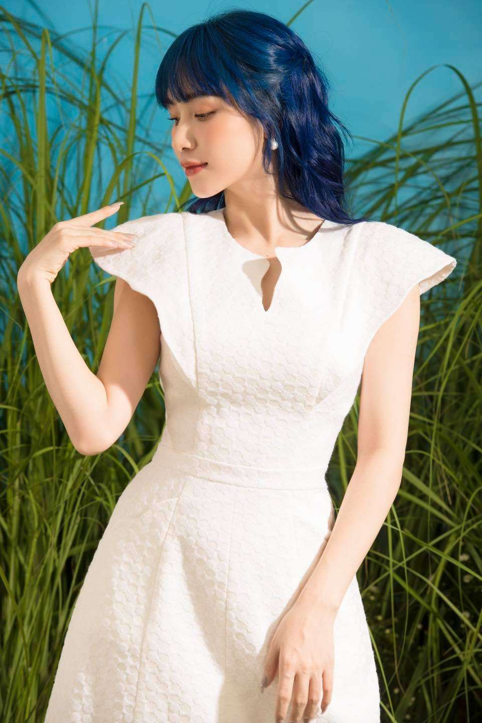 Pha Lê bình luận khen “gái một con đẹp rụng rời” nhưng tại sao fan của Hoà Minzy giận dữ? ảnh 2