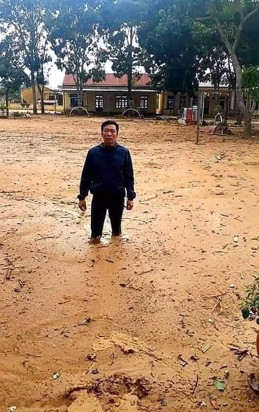 Sau 1 tháng hứng chịu lũ quét, trường học ở miền Trung sẵn sàng đón học sinh trở lại ảnh 1