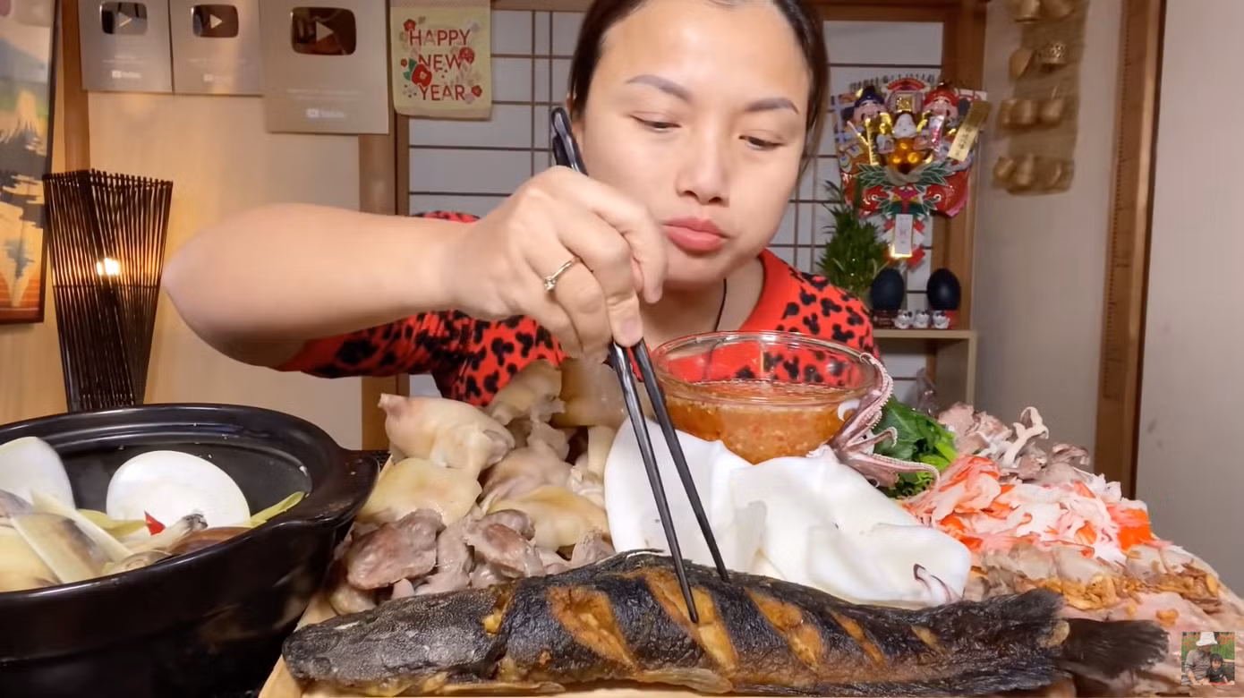 Không chỉ tiết lộ những bất đồng trong hôn nhân, Quỳnh Trần JP còn chia sẻ về phòng trọ cũ xập xệ ảnh 11