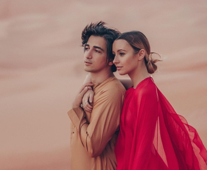 Cặp đôi tạo trend “Nắm tay em đi khắp thế gian“: 10 năm gắn bó hạnh phúc bên nhau ảnh 9