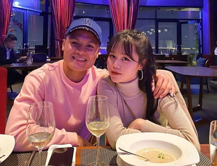 Bạn gái Quang Hải “chơi lớn” chi hơn 100 triệu đồng “trùng tu” sau khi bị anti-fan chê bai ảnh 1