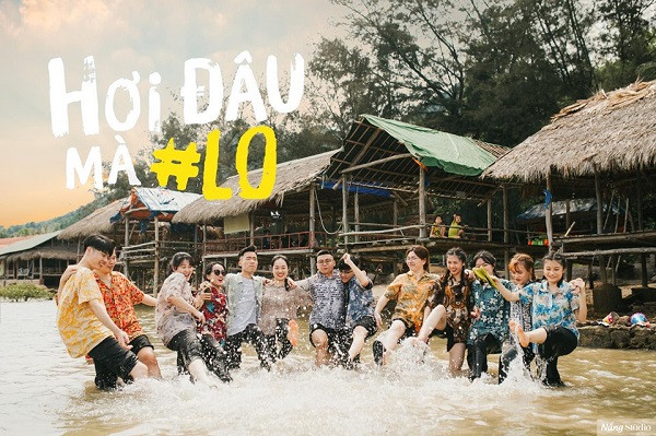 “Chất” như teen Quảng Ninh: Cả “vũ trụ TikTok” bỗng chốc thu bé lại bằng một MV kỷ yếu ảnh 5