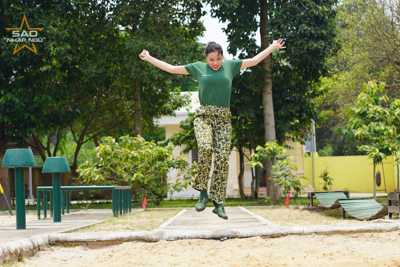 Album các dáng nhảy xa siêu chất của dàn cast đình đám trong "Sao Nhập Ngũ 2020" ảnh 9