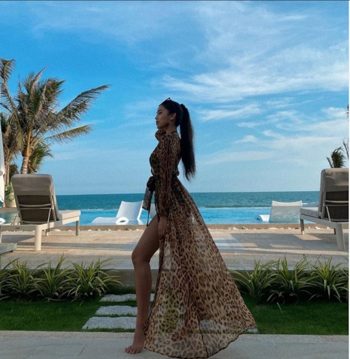 “Choáng” với khung cảnh bên trong khu resort siêu sang mà Tiên Nguyễn đang nghỉ dưỡng ảnh 4